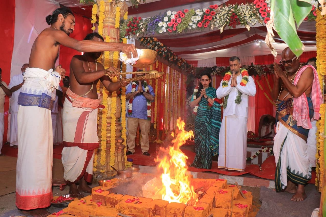 Height of devotion: Delhi businessman pays homage to Lord Hanuman, constructs gigantic statues of deity at holy sites