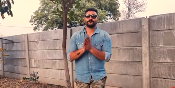 लाख की नौकरी छोड आज करोड़ों कमा रहा है ये किसान (वर्मीकम्पोस्ट बिजनेस मॉडल)